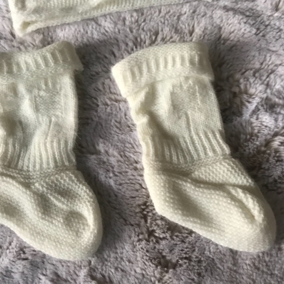 Knit Baby Bonnet & Sock Set - Picture 3 of 6